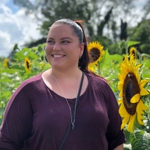 Meet your Posher, Annette